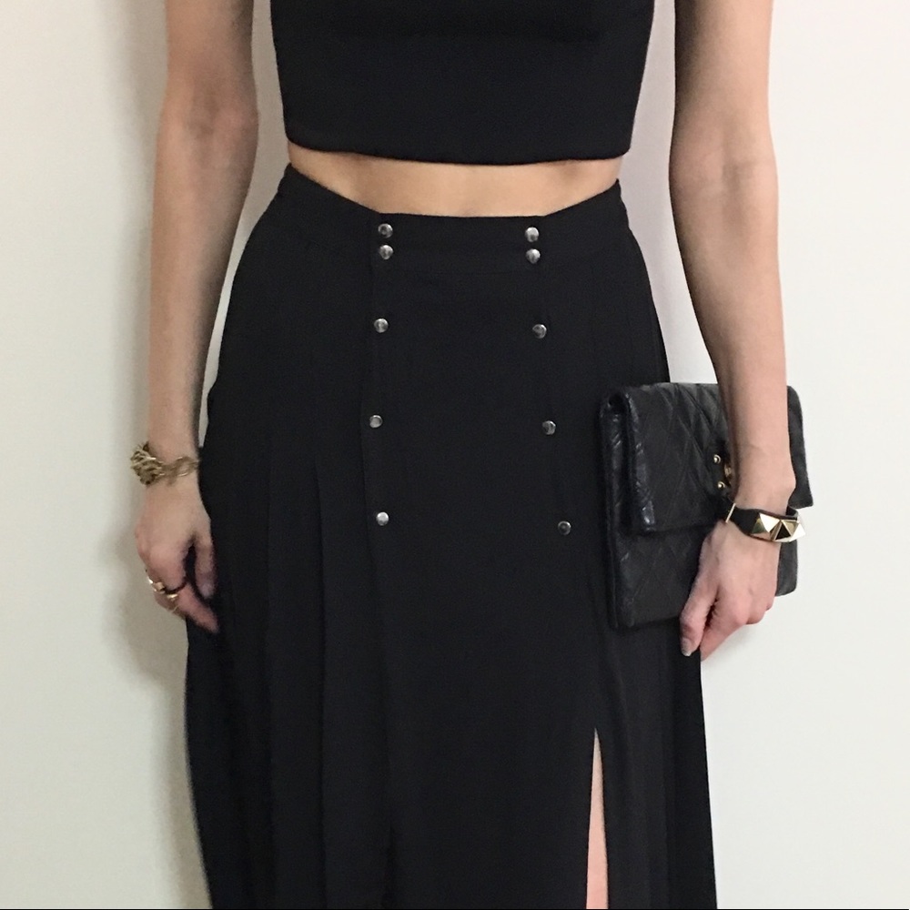 BCBG Pleated Maxi Skirt - Picture 4 of 4